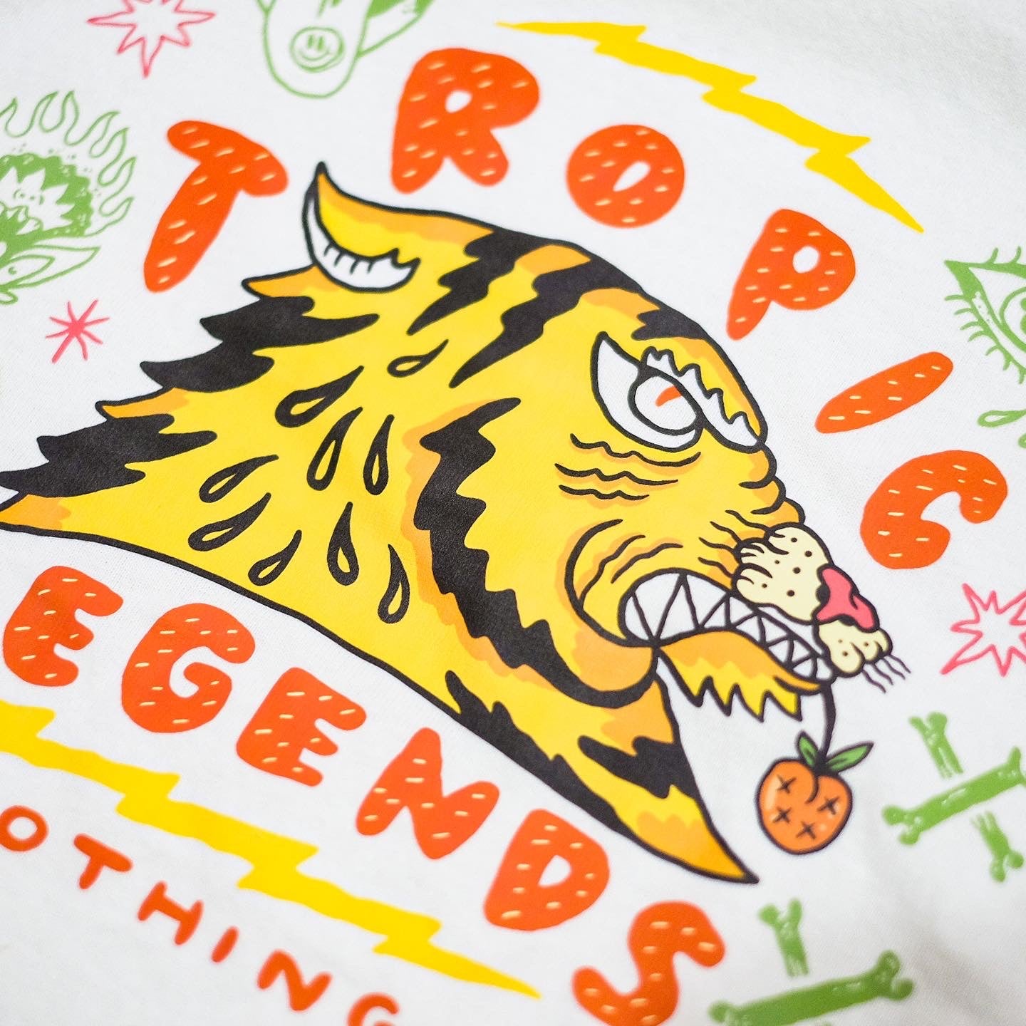 ‘Tranced Tigers’ Tee - Ivory